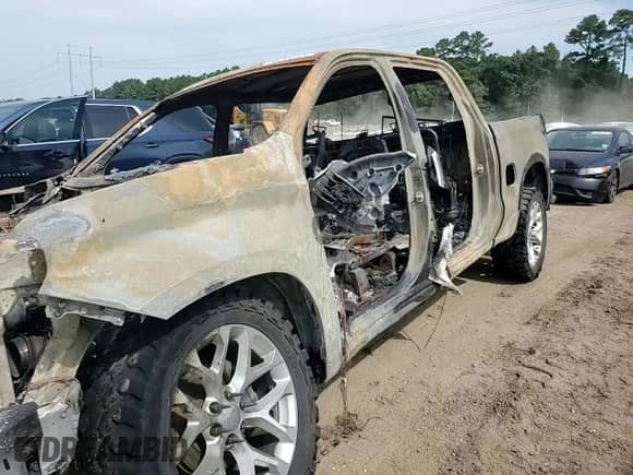 2020 Chevrolet Silverado 1500 RST с VIN 1GCPWDED7LZ288986, выставлен на аукционе Copart как лот 66902725 с пробегом Не указан миль и Списание • Salvage title. История ставок и продаж доступна на DreamBid. Изображение 12.