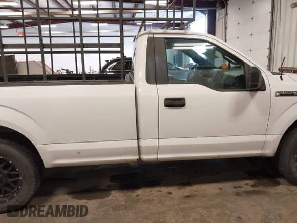 2019 Ford F-150 XL with VIN 1FTMF1C53KKE18847, listed as a IAAI auction lot 41526344 with 184,942 mi miles and . Bid and sale history available at DreamBid. Image 13.