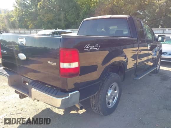 2007 Ford F-150 XLT with VIN 1FTPX14V37NA22710, listed as a IAAI auction lot 43232480 with 172,968 mi miles and . Bid and sale history available at DreamBid. Image 4.