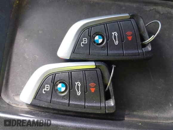 2021 BMW 4 Series M440i xDrive с VIN WBA13AR07MCF99133, выставлен на аукционе IAAI как лот 41532804 с пробегом 14 983 миль миль и . История ставок и продаж доступна на DreamBid. Изображение 11.