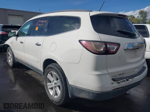 2013 Chevrolet Traverse LT with VIN 1GNKRJKD5DJ222030, listed as a IAAI auction lot 43364444 with 193,870 mi miles and . Bid and sale history available at DreamBid. Image 3.