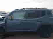 2017 Jeep Renegade Latitude z VIN ZACCJABBXHPG00433, wystawiony jako IAAI lot #41913750 z przebiegiem 68 883 mil mil oraz . Historia ofert i sprzedaży dostępna na DreamBid. Obrazek 14.