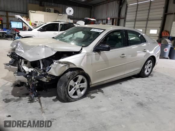 2013 Chevrolet Malibu LS с VIN 1G11B5SA1DF354574, выставлен на аукционе Copart как лот 86112445 с пробегом 104 410 миль миль и Списание • Salvage title. История ставок и продаж доступна на DreamBid. Изображение 1.