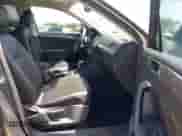 2024 Volkswagen Tiguan SE с VIN 3VV3B7AX5RM049198, выставлен на аукционе IAAI как лот 42885319 с пробегом 15 410 миль миль и . История ставок и продаж доступна на DreamBid. Изображение 5.