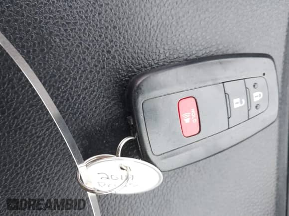 2019 Toyota Prius L Eco с VIN JTDKARFU3K3081100, выставлен на аукционе IAAI как лот 38896610 с пробегом 79 542 миль миль и . История ставок и продаж доступна на DreamBid. Изображение 11.