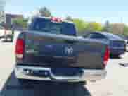 2018 Ram 1500 Big Horn z VIN 1C6RR6LG3JS334285, wystawiony jako IAAI lot #42149581 z przebiegiem 62 288 mil mil oraz . Historia ofert i sprzedaży dostępna na DreamBid. Obrazek 16.