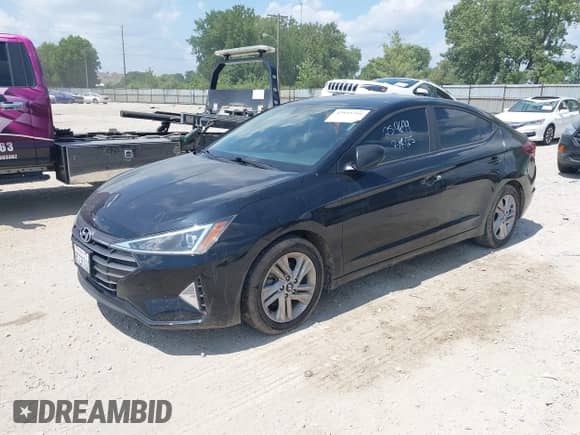 2019 Hyundai Elantra Value Edition с VIN KMHD84LF9KU746035, выставлен на аукционе IAAI как лот 42935716 с пробегом 118 383 миль миль и . История ставок и продаж доступна на DreamBid. Изображение 17.