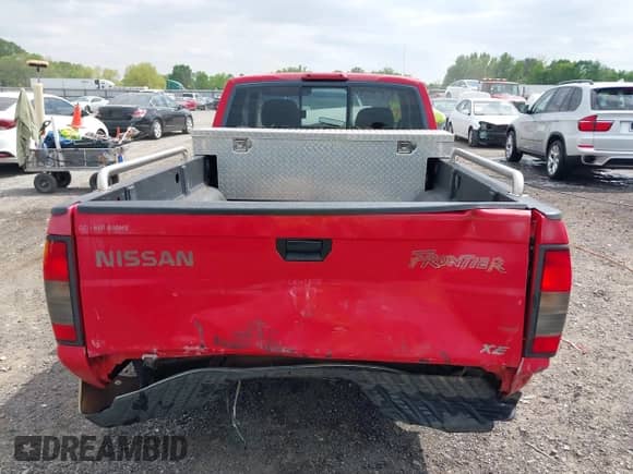 2000 Nissan Frontier XE with VIN 1N6DD26S0YC395959, listed as a IAAI auction lot 42055294 with 209,982 mi miles and . Bid and sale history available at DreamBid. Image 16.