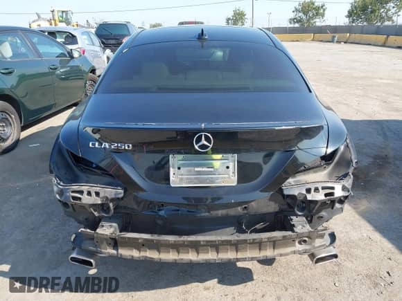 2015 Mercedes-Benz CLA 250 с VIN WDDSJ4EB2FN184964, выставлен на аукционе IAAI как лот 43210335 с пробегом 121 424 миль миль и . История ставок и продаж доступна на DreamBid. Изображение 17.