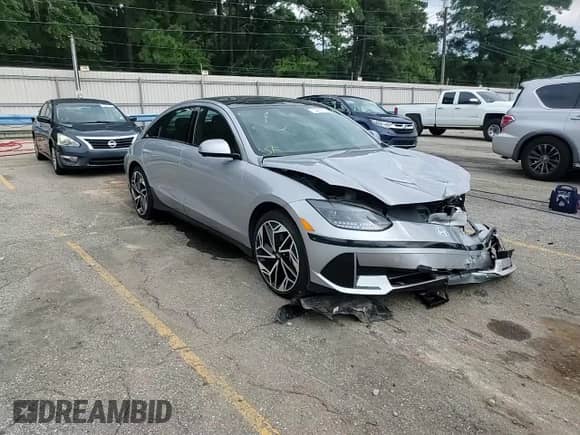 2023 Hyundai Ioniq 6 Limited с VIN KMHM54AC1PA047802, выставлен на аукционе Copart как лот 70467755 с пробегом 24 460 миль миль и Списание • Salvage title. История ставок и продаж доступна на DreamBid. Изображение 13.