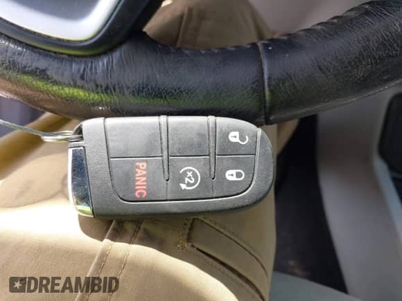 2018 Jeep Renegade Latitude с VIN ZACCJBBB5JPH73353, выставлен на аукционе IAAI как лот 42812392 с пробегом 135 998 миль миль и . История ставок и продаж доступна на DreamBid. Изображение 11.