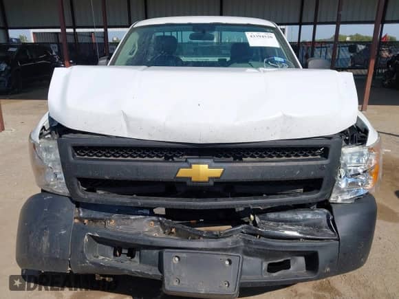 2013 Chevrolet Silverado 1500 Work Truck z VIN 1GCNCPEX9DZ248650, wystawiony jako IAAI lot #43394520 z przebiegiem 177 558 mil mil oraz . Historia ofert i sprzedaży dostępna na DreamBid. Obrazek 6.