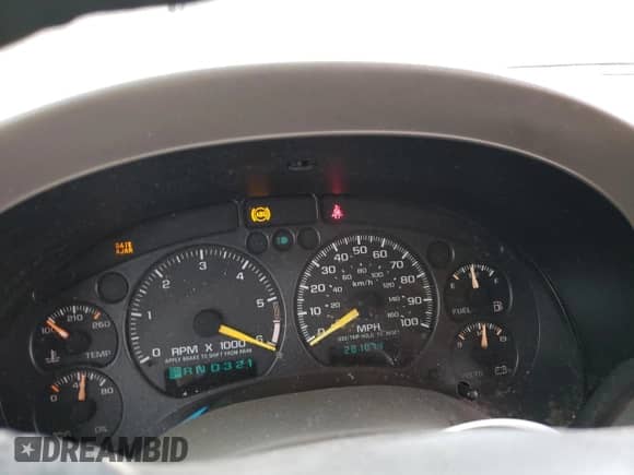 2000 Chevrolet Blazer LT z VIN 1GNDT13W8Y2197764, wystawiony jako Copart lot #70231994 z przebiegiem 281 074 mil mil oraz Szkoda całkowita • Salvage title. Historia ofert i sprzedaży dostępna na DreamBid. Obrazek 9.