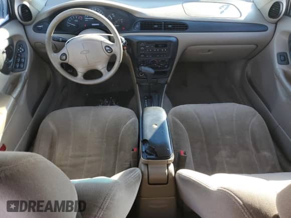 2004 Chevrolet Malibu Classic с VIN 1G1ND52F44M589599, выставлен на аукционе Copart как лот 82615934 с пробегом 107 979 миль миль и На запчасти • Non repairable. История ставок и продаж доступна на DreamBid. Изображение 8.