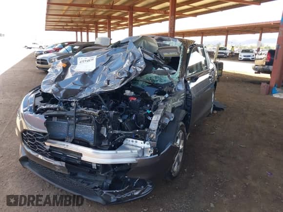 2025 Honda HR-V LX with VIN 3CZRZ1H31SM735792, listed as a IAAI auction lot 43194839 with Not provided miles and . Bid and sale history available at DreamBid. Image 2.