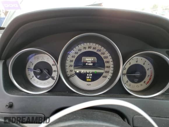 2013 Mercedes-Benz C 300 Sport z VIN WDDGF8AB2DG132238, wystawiony jako Copart lot #54061085 z przebiegiem 91 480 mil mil oraz Szkoda całkowita • Salvage title. Historia ofert i sprzedaży dostępna na DreamBid. Obrazek 9.