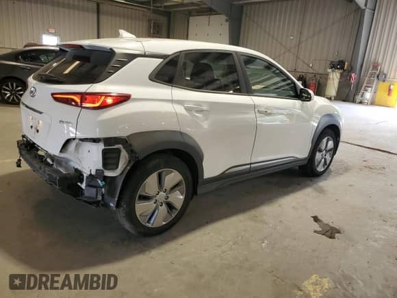 2021 Hyundai Kona Ultimate with VIN KM8K53AG9MU131798, listed as a Copart auction lot 67887475 with 32,405 mi miles and Salvage title. Bid and sale history available at DreamBid. Image 3.