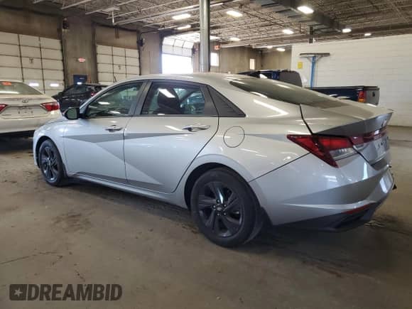 2023 Hyundai Elantra SEL с VIN 5NPLM4AG1PH108368, выставлен на аукционе Copart как лот 56504645 с пробегом 43 109 миль миль и Списание • Salvage title. История ставок и продаж доступна на DreamBid. Изображение 2.