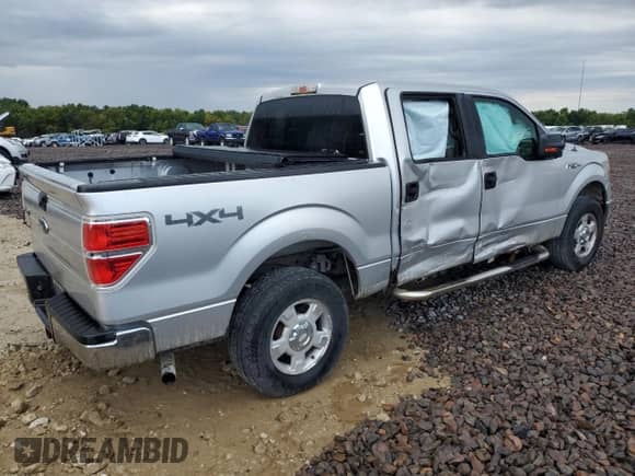 2010 Ford F-150 XL с VIN 1FTEW1E86AFD52278, выставлен на аукционе Copart как лот 70998385 с пробегом 195 416 миль миль и Списание • Salvage title. История ставок и продаж доступна на DreamBid. Изображение 3.