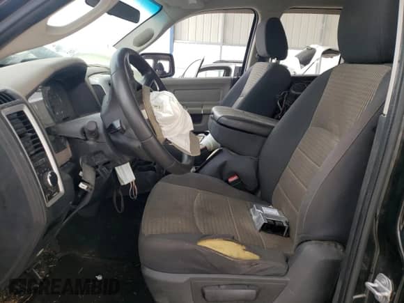 2009 Dodge 1500 SLT z VIN 1D3HV18P59S776631, wystawiony jako Copart lot #70562155 z przebiegiem 134 182 mil mil oraz Szkoda całkowita • Salvage title. Historia ofert i sprzedaży dostępna na DreamBid. Obrazek 7.
