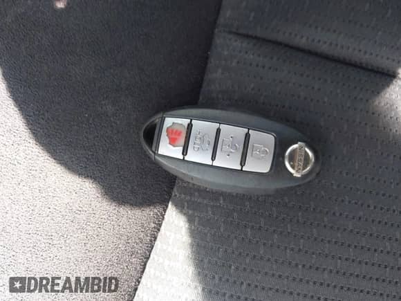 2014 Nissan Maxima SV с VIN 1N4AA5AP1EC463352, выставлен на аукционе IAAI как лот 43272119 с пробегом 128 820 миль миль и . История ставок и продаж доступна на DreamBid. Изображение 11.