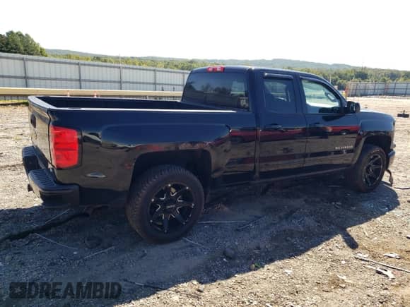 2015 Chevrolet Silverado 1500 LT с VIN 1GCVKRECXFZ399740, выставлен на аукционе Copart как лот 81497155 с пробегом 174 307 миль миль и Списание • Salvage title. История ставок и продаж доступна на DreamBid. Изображение 3.