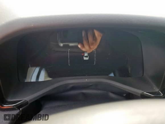 2025 Toyota Camry LE с VIN 4T1DAACK8SU526658, выставлен на аукционе Copart как лот 71537155 с пробегом Не указан миль и Списание • Salvage title. История ставок и продаж доступна на DreamBid. Изображение 9.