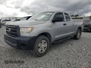 2011 Toyota Tundra с VIN 5TFRY5F18BX104744, выставлен на аукционе Copart как лот 86066045 с пробегом 241 482 миль миль и Списание • Salvage title. История ставок и продаж доступна на DreamBid. Изображение 1.