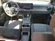 2023 Chevrolet Colorado 2WD Work Truck z VIN 1GCGSBEC7P1182517, wystawiony jako Copart lot #71043925 z przebiegiem 14 407 mil mil oraz Czysty tytuł • Clean title. Historia ofert i sprzedaży dostępna na DreamBid. Obrazek 8.