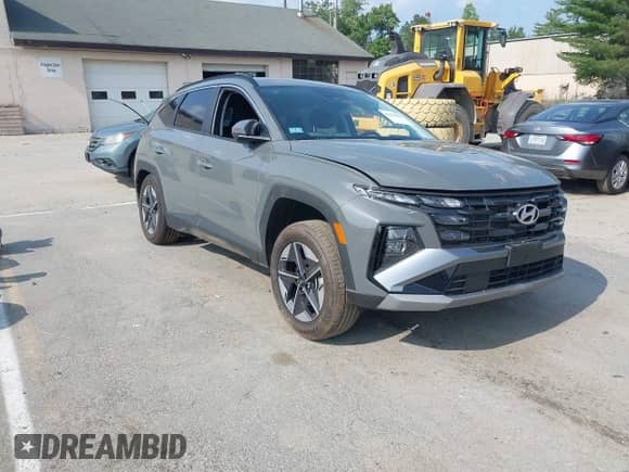 2025 Hyundai Tucson SEL с VIN 5NMJBCDE4SH523840, выставлен на аукционе IAAI как лот 42810499 с пробегом 7 571 миль миль и . История ставок и продаж доступна на DreamBid. Изображение 1.