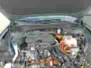 2025 Hyundai Santa Fe Calligraphy с VIN 5NMP54G10SH017938, выставлен на аукционе Copart как лот 63383835 с пробегом 14 962 миль миль и Списание • Salvage title. История ставок и продаж доступна на DreamBid. Изображение 15.