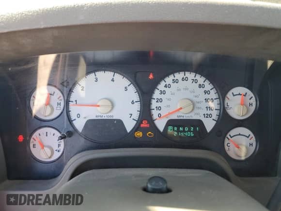 2006 Dodge 1500 SLT z VIN 3D7KR19D06G235986, wystawiony jako Copart lot #89410385 z przebiegiem 214 406 mil mil oraz Szkoda całkowita • Salvage title. Historia ofert i sprzedaży dostępna na DreamBid. Obrazek 9.