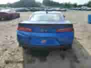 2018 Chevrolet Camaro 1SS z VIN 1G1FE1R75J0185061, wystawiony jako Copart lot #62646465 z przebiegiem 23 067 mil mil oraz Szkoda całkowita • Salvage title. Historia ofert i sprzedaży dostępna na DreamBid. Obrazek 6.