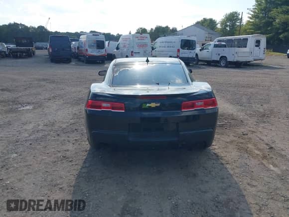 2014 Chevrolet Camaro LT с VIN 2G1FB1E30E9126488, выставлен на аукционе IAAI как лот 43259600 с пробегом 141 285 миль миль и . История ставок и продаж доступна на DreamBid. Изображение 16.