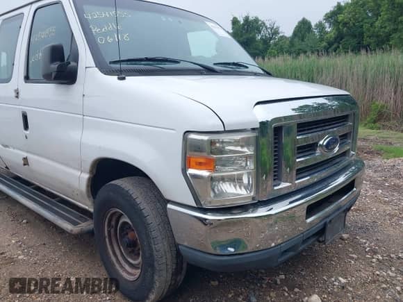 2012 Ford Econoline Cargo Recreational with VIN 1FTNE2EWXCDA51874, listed as a IAAI auction lot 42541555 with 455,520 mi miles and . Bid and sale history available at DreamBid. Image 18.