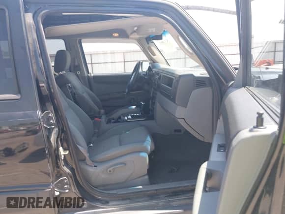 2006 Jeep Commander с VIN 1J8HG48N26C132053, выставлен на аукционе IAAI как лот 42719052 с пробегом 187 683 миль миль и . История ставок и продаж доступна на DreamBid. Изображение 5.