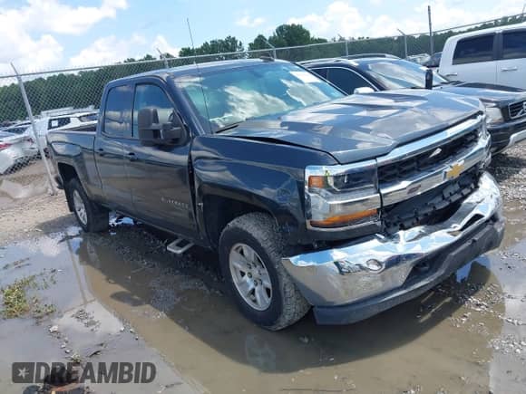 2019 Chevrolet Silverado 1500 LT z VIN 2GCVKPEC0K1106550, wystawiony jako IAAI lot #42768386 z przebiegiem 67 788 mil mil oraz . Historia ofert i sprzedaży dostępna na DreamBid. Obrazek 1.