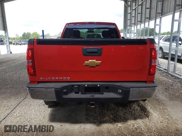 2013 Chevrolet Silverado 1500 Work Truck z VIN 1GCNKPEX8DZ174642, wystawiony jako Copart lot #61579325 z przebiegiem 196 008 mil mil oraz Szkoda całkowita • Salvage title. Historia ofert i sprzedaży dostępna na DreamBid. Obrazek 6.