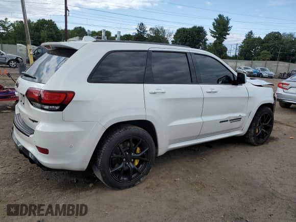 2020 Jeep Grand Cherokee Trackhawk с VIN 1C4RJFN90LC385190, выставлен на аукционе Copart как лот 68286714 с пробегом Не указан миль и Списание • Salvage title. История ставок и продаж доступна на DreamBid. Изображение 3.