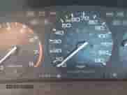 1992 Honda Accord LX z VIN JHMCB7659NC048944, wystawiony jako IAAI lot #41704471 z przebiegiem 253 535 mil mil oraz . Historia ofert i sprzedaży dostępna na DreamBid. Obrazek 7.