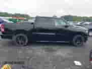 2021 Ram 1500 Big Horn z VIN 1C6SRFFTXMN654202, wystawiony jako IAAI lot #42699427 z przebiegiem 39 901 mil mil oraz . Historia ofert i sprzedaży dostępna na DreamBid. Obrazek 13.