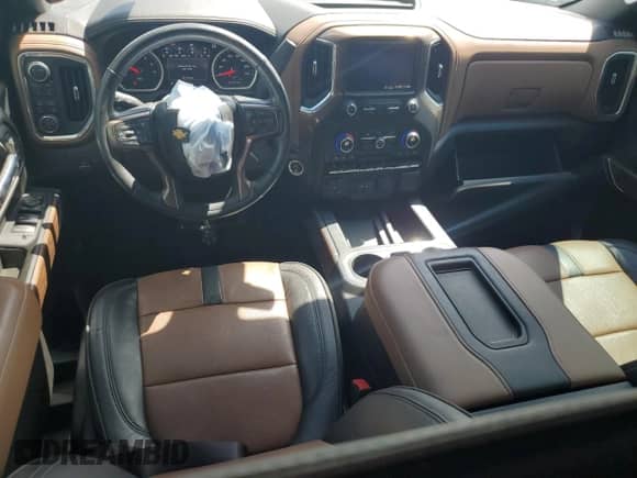 2020 Chevrolet Silverado 1500 High Country with VIN 1GCUYHED4LZ160984, listed as a Copart auction lot 62742345 with 43,161 mi miles and Salvage title. Bid and sale history available at DreamBid. Image 8.