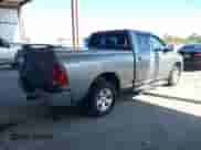 2011 Ram 1500 Big Horn z VIN 1D7RV1GTXBS508634, wystawiony jako IAAI lot #42506193 z przebiegiem 129 444 mil mil oraz . Historia ofert i sprzedaży dostępna na DreamBid. Obrazek 4.