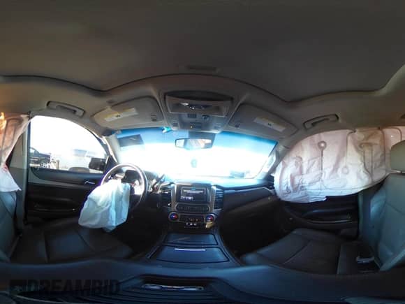 2017 Chevrolet Suburban Premier z VIN 1GNSCJKC8HR349936, wystawiony jako IAAI lot #41321102 z przebiegiem 131 594 mil mil oraz . Historia ofert i sprzedaży dostępna na DreamBid. Obrazek 19.