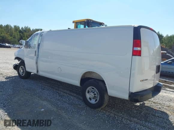 2025 Chevrolet Express Cargo с VIN 1GCWGBFP0S1214067, выставлен на аукционе IAAI как лот 43378777 с пробегом 10 995 миль миль и . История ставок и продаж доступна на DreamBid. Изображение 3.