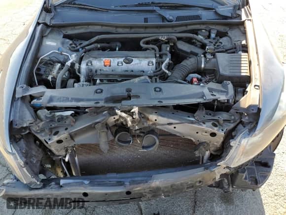 2011 Honda Accord EX with VIN 1HGCP2E71BA036675, listed as a Copart auction lot 70688474 with 46,716 mi miles and Salvage title. Bid and sale history available at DreamBid. Image 11.