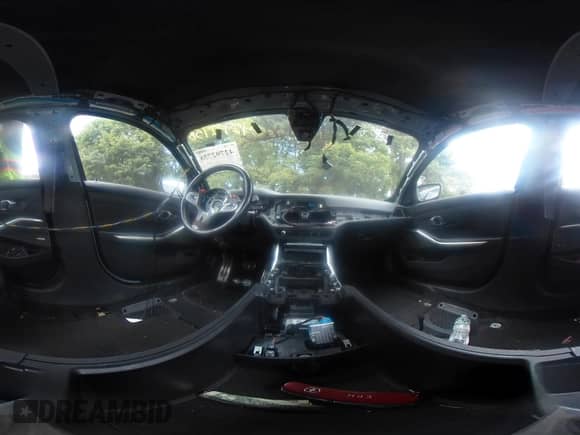 2025 BMW M3 Competition xDrive z VIN WBS33HJ02SFT70800, wystawiony jako IAAI lot #42792758 z przebiegiem 3 244 mil mil oraz . Historia ofert i sprzedaży dostępna na DreamBid. Obrazek 18.