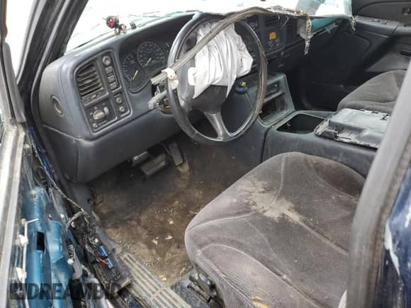 2000 GMC Sierra 1500 SLE with VIN 1GTEK19T5YZ203380, listed as a Copart auction lot 64324535 with Not provided miles and Non repairable. Bid and sale history available at DreamBid. Image 8.