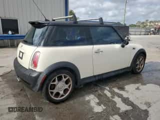 2006 MINI Hardtop S with VIN WMWRE33506TL19646, listed as a Copart auction lot 54614355 with Not provided miles and Salvage title. Bid and sale history available at DreamBid. Image 3.