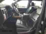 2017 Chevrolet Silverado 1500 LTZ с VIN 3GCUKSEJ2HG310800, выставлен на аукционе Copart как лот 83976095 с пробегом 221 555 миль миль и Чистый • Clean title. История ставок и продаж доступна на DreamBid. Изображение 7.
